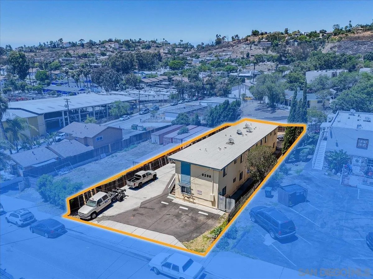 9208 Harness Street
