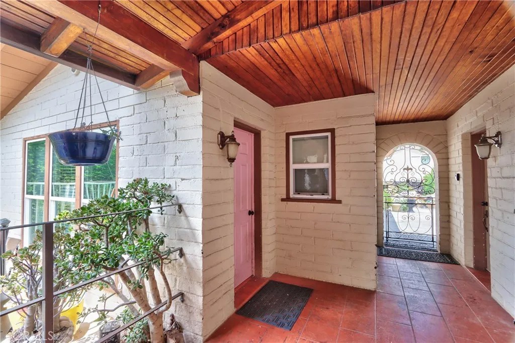 1645 S Hannalei