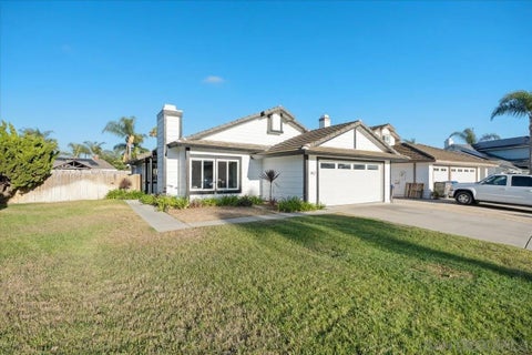 Photo of 742 Foxwood DR, Oceanside, CA 92057 (MLS # 260016762)