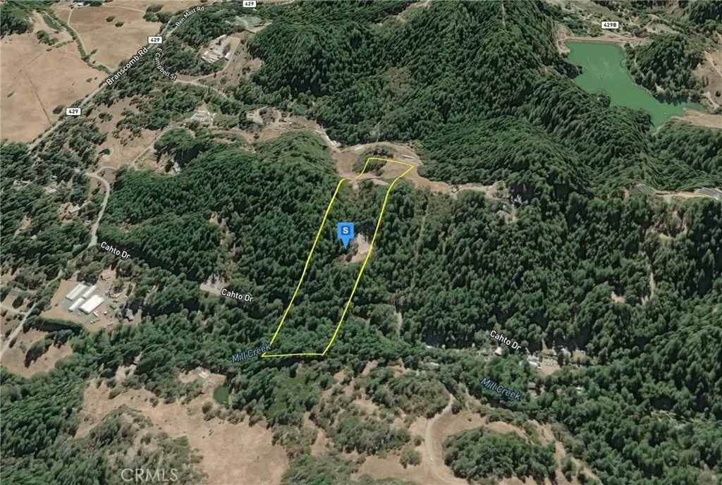 Photo of 2100 Cahto Dr, Laytonville, CA 95454 (MLS # AR26022249)