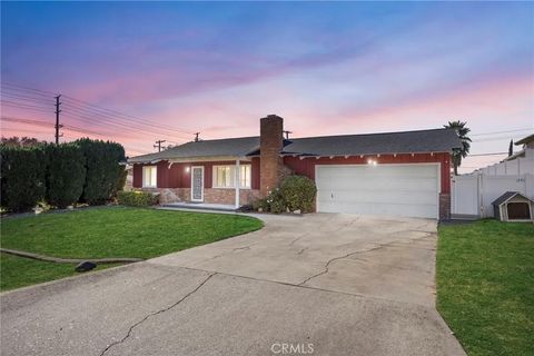 Photo of 5728 Newbury Avenue, San Bernardino, CA 92404 (MLS # CV25277334)