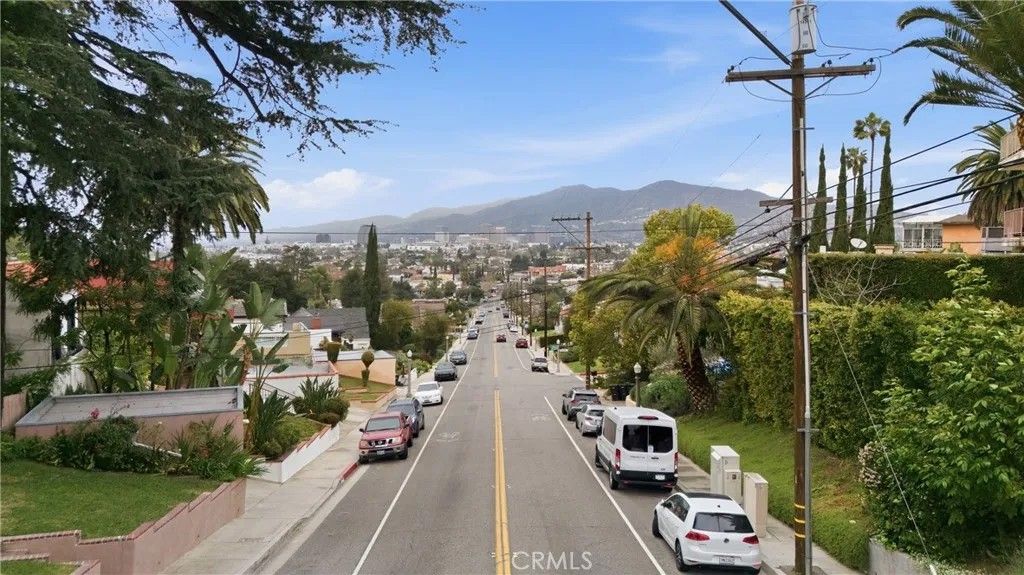 Photo of 1414 S Adams St, Glendale, CA 91205 (MLS # DW26037498)