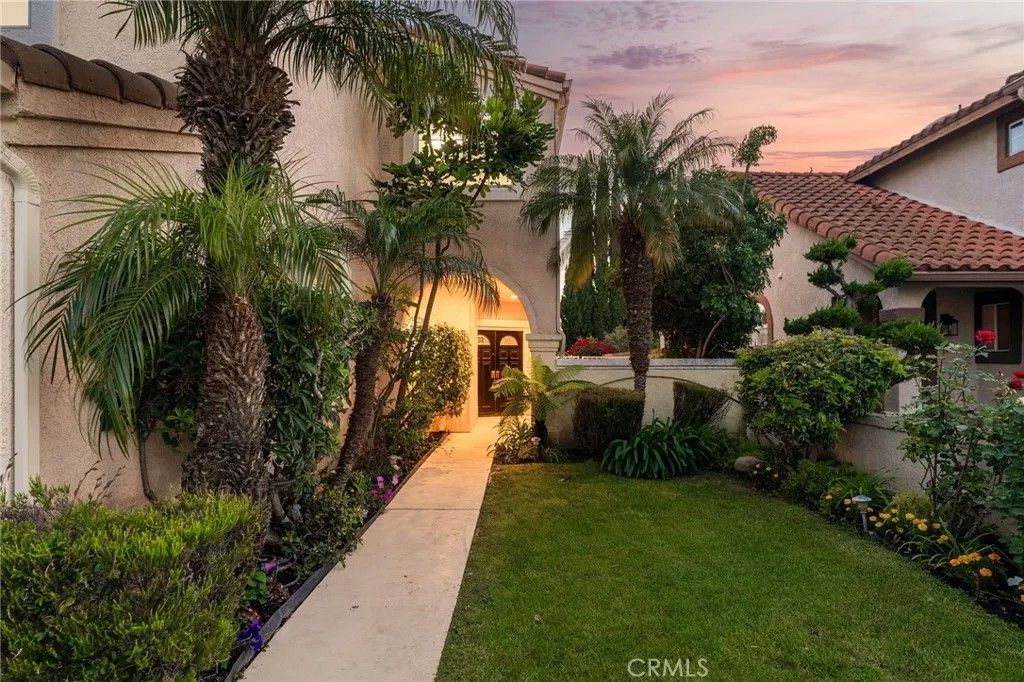 Photo of 1726 Blossom Court, Newbury Park, CA 91320 (MLS # SR26090684)