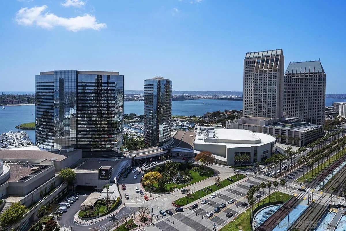 100 Harbor Drive 2404