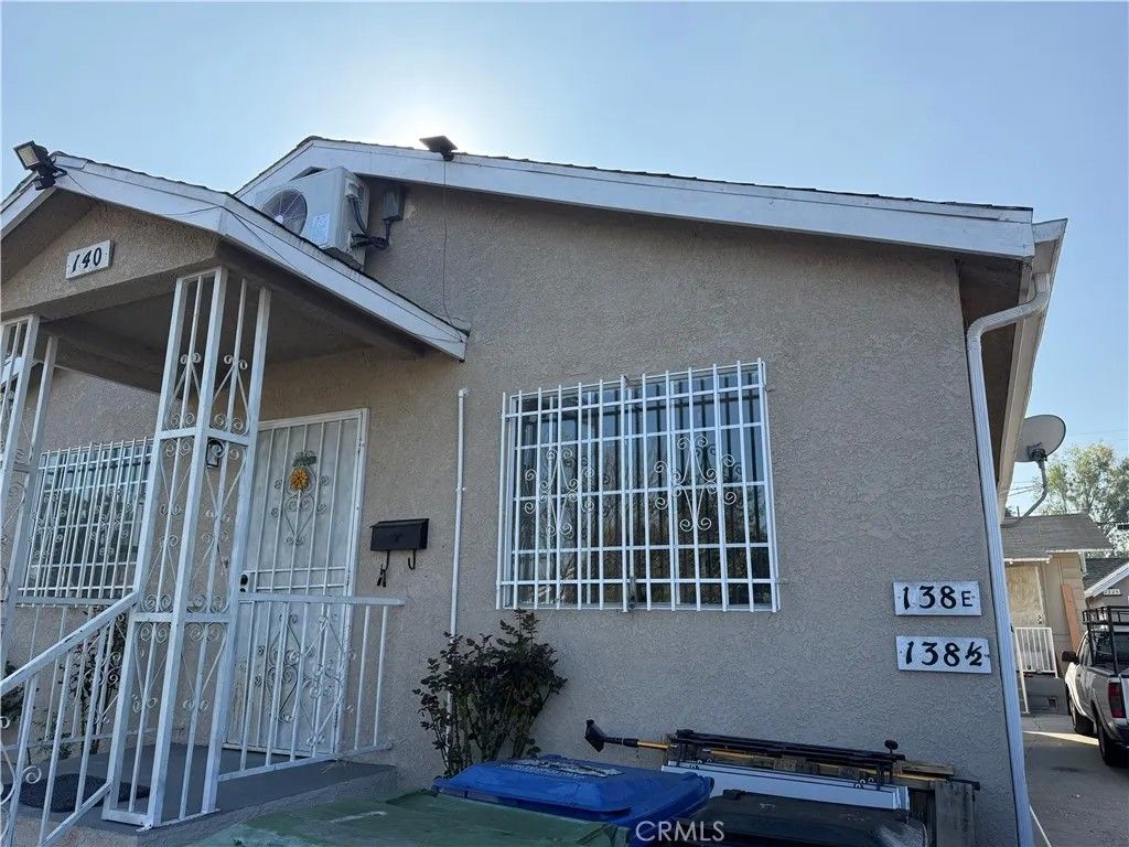 Photo of 138 E 60th Street, Los Angeles, CA 90003 (MLS # DW26038400)