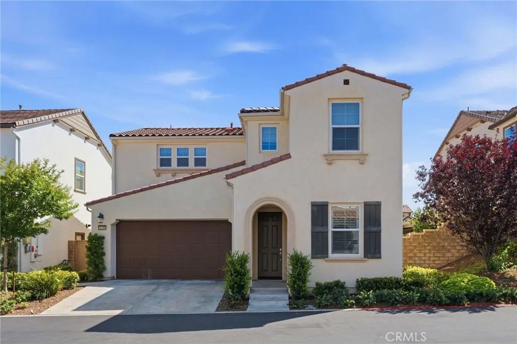 Photo of 24208 Via Perla, Valencia, CA 91354 (MLS # SR26087022)