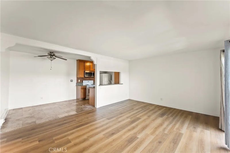 23308 Marigold Avenue V-201