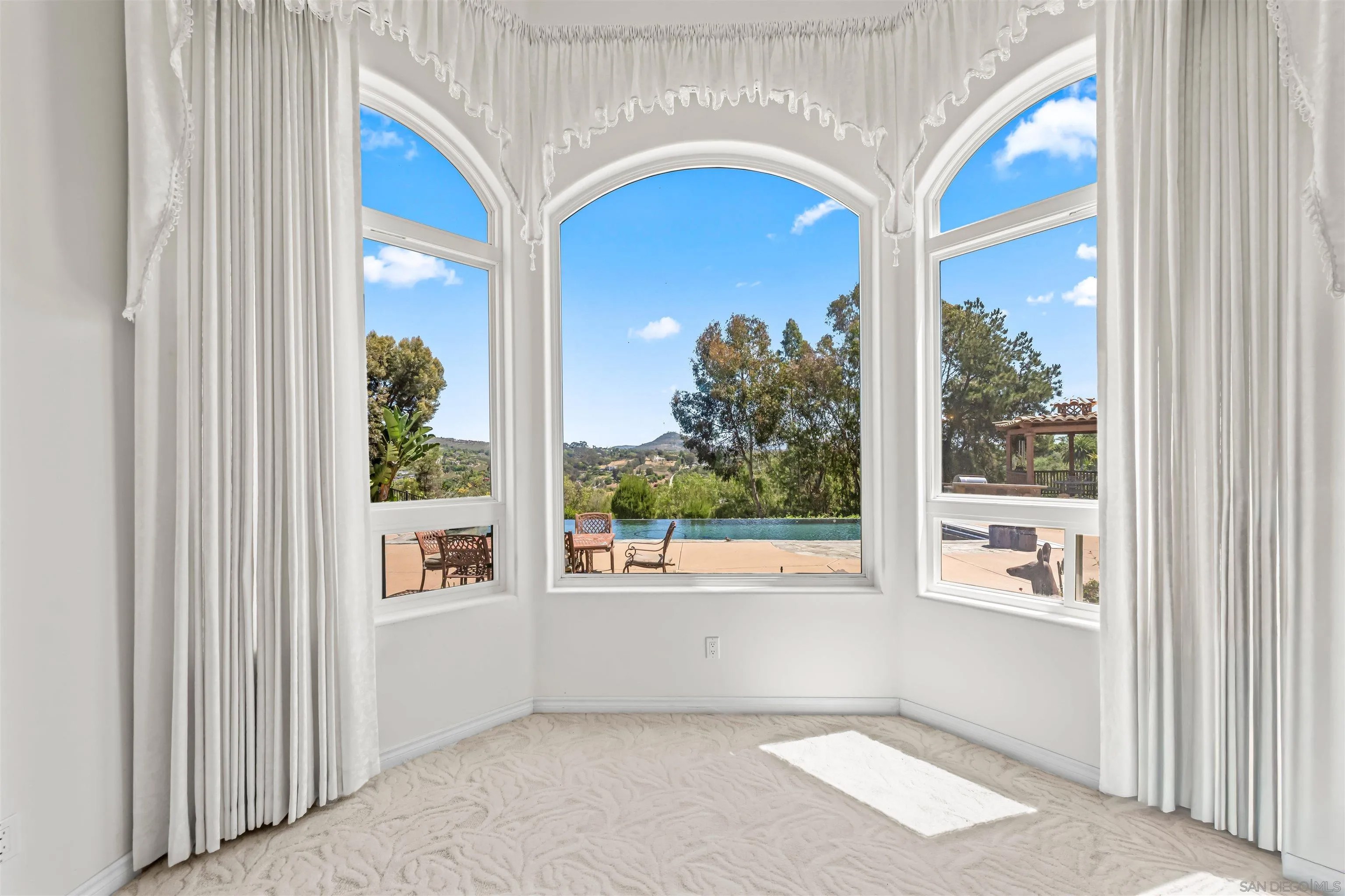 3377 Calle Margarita