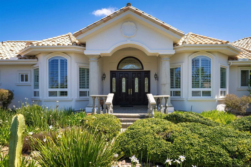 Photo of 3377 Calle Margarita, Encinitas, CA 92024 (MLS # 260006986)