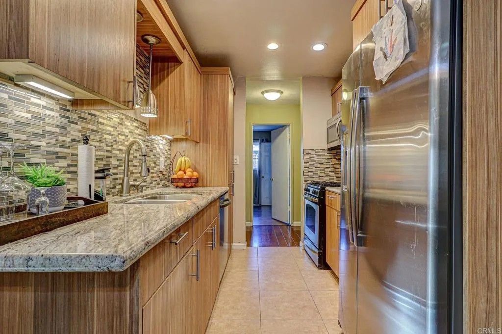 Photo of 524 Parkbrook St, Spring Valley, CA 91977 (MLS # PTP2509029)