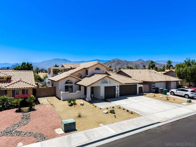78735 Villeta DR