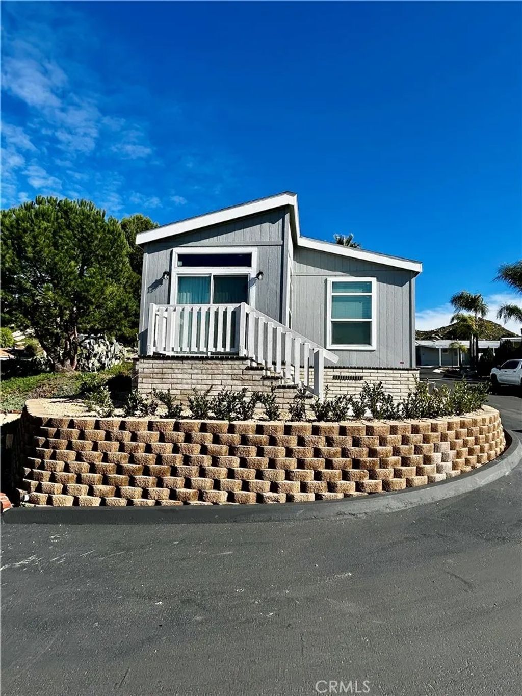 Photo of 1536 S state St #98, Hemet, CA 92543 (MLS # SW26039429)