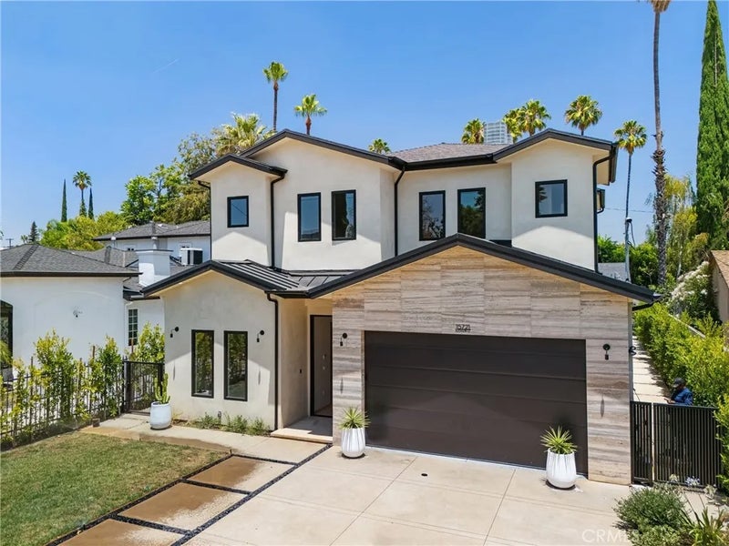 15721 Addison