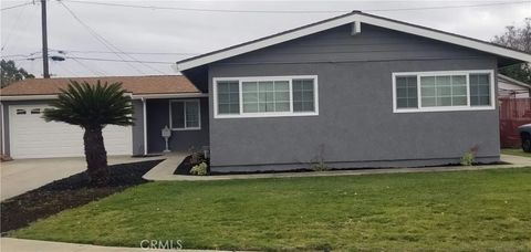 Photo of 6982 San Julian Cir, Buena Park, CA 90620 (MLS # DW26088697)