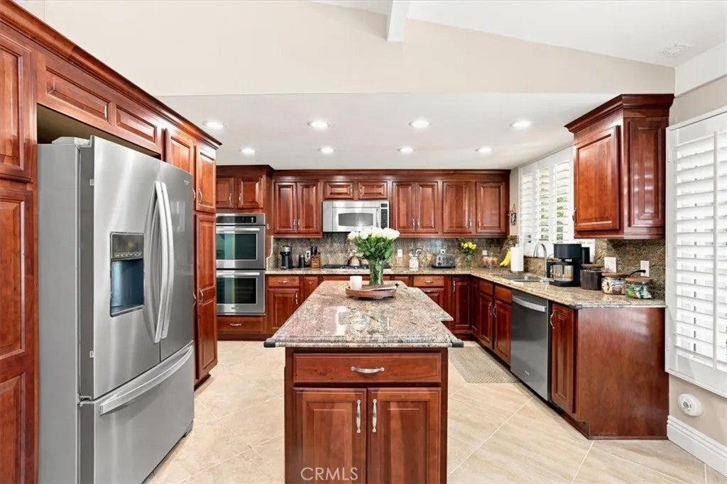 761 Sturbridge