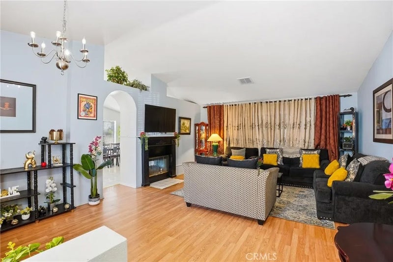 6011 Sandpiper