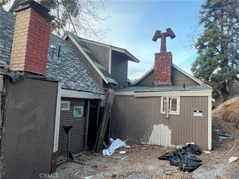 Photo of 32909 Rim Of The World Dr, Arrowbear, CA 92382 (MLS # OC26033527)