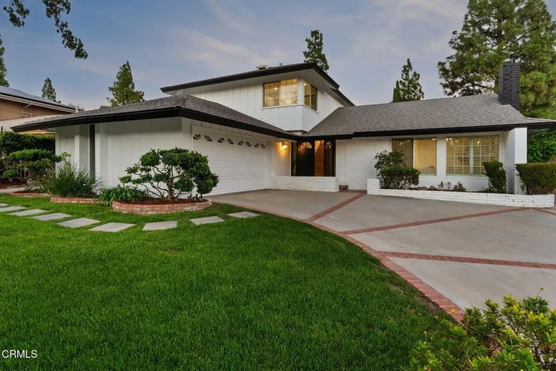 10856 Topeka Drive