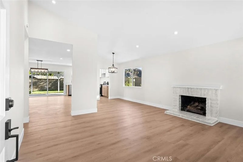 27502 Caraway