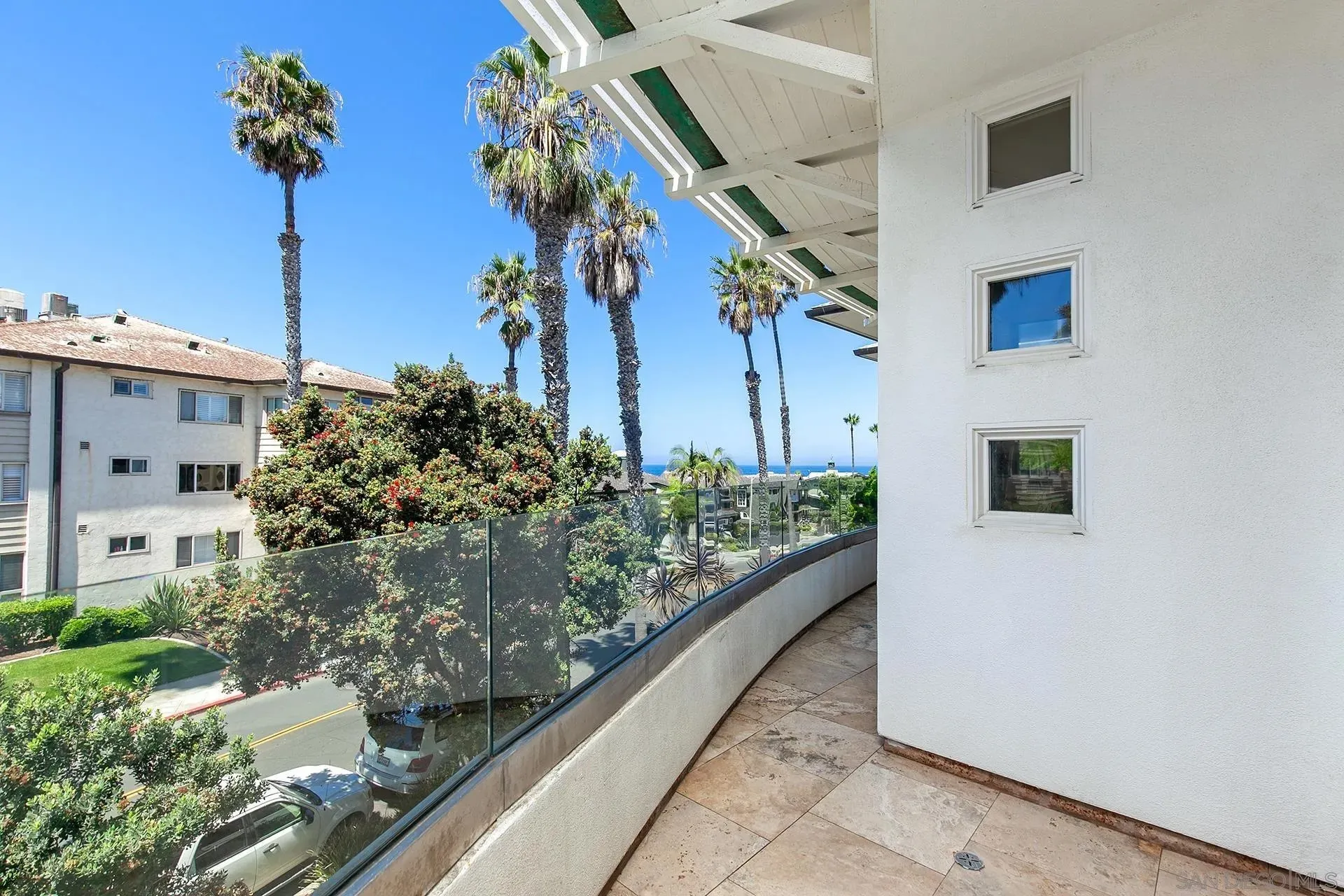 La Jolla, California 92037, United States, 3 Bedrooms Bedrooms, ,4 BathroomsBathrooms,Residential,Active,201332