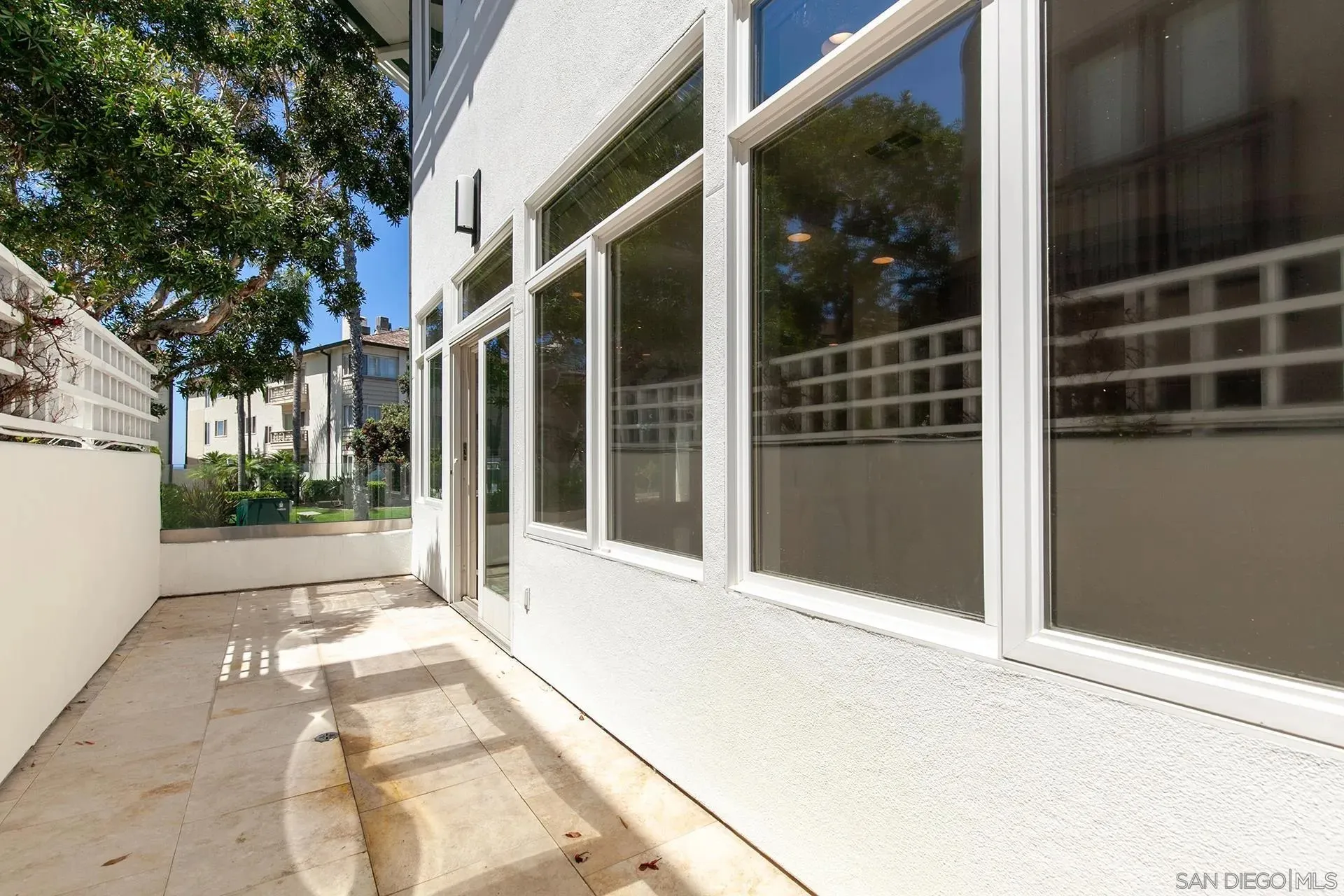 La Jolla, California 92037, United States, 3 Bedrooms Bedrooms, ,4 BathroomsBathrooms,Residential,Active,201332