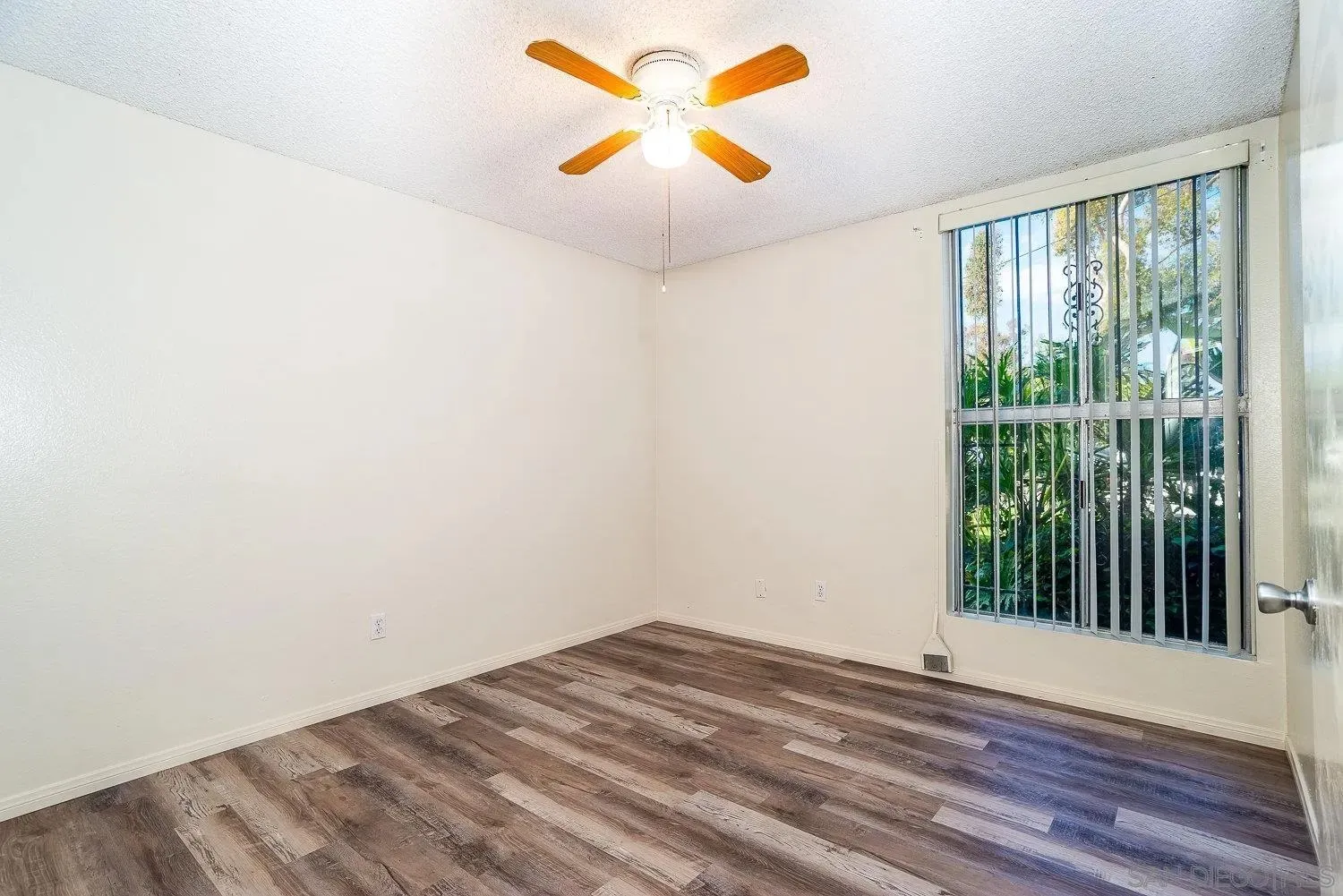 Chula Vista, California 91911, United States, 2 Bedrooms Bedrooms, ,2 BathroomsBathrooms,Residential,Coming Soon,241835