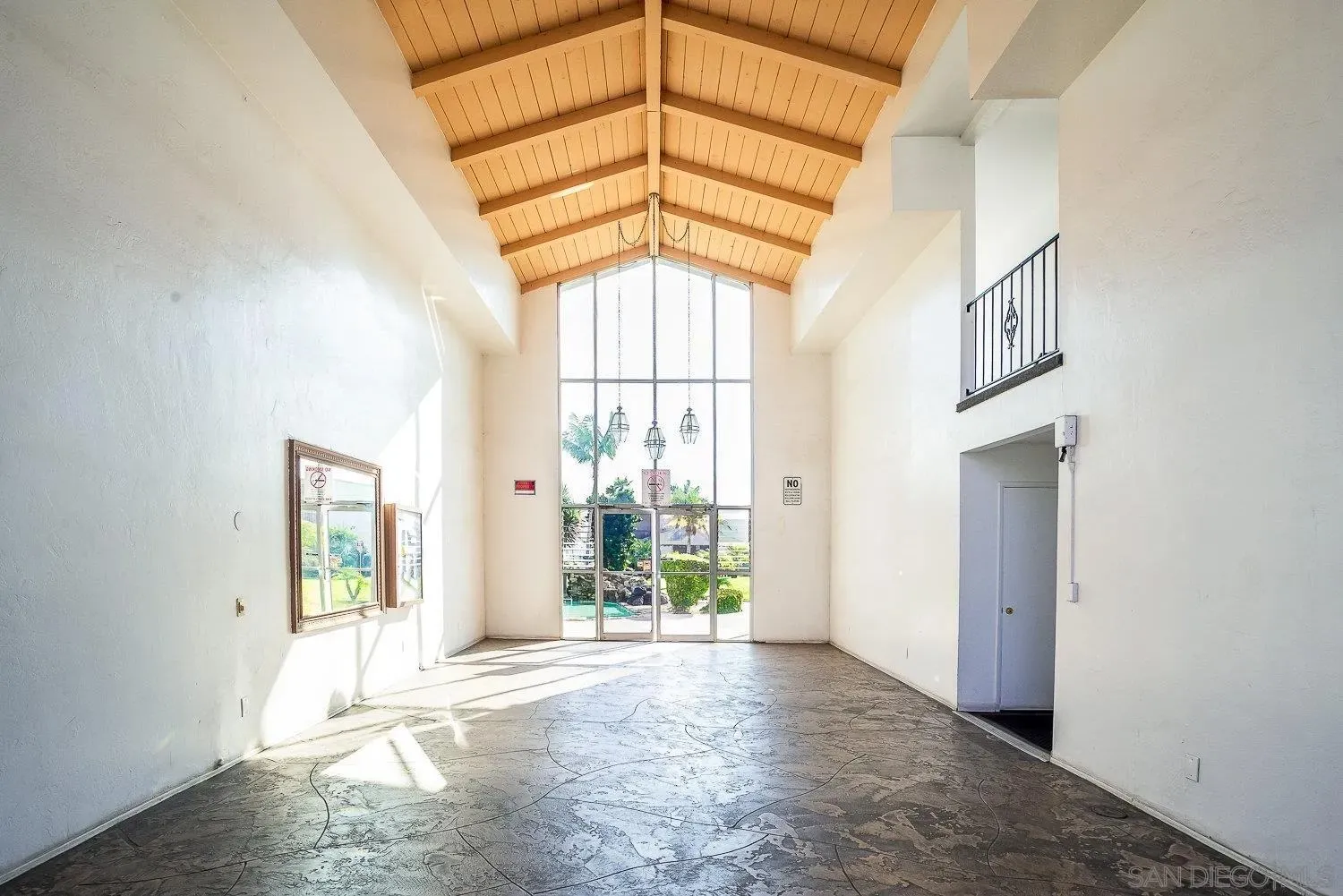 Chula Vista, California 91911, United States, 2 Bedrooms Bedrooms, ,2 BathroomsBathrooms,Residential,Coming Soon,241835