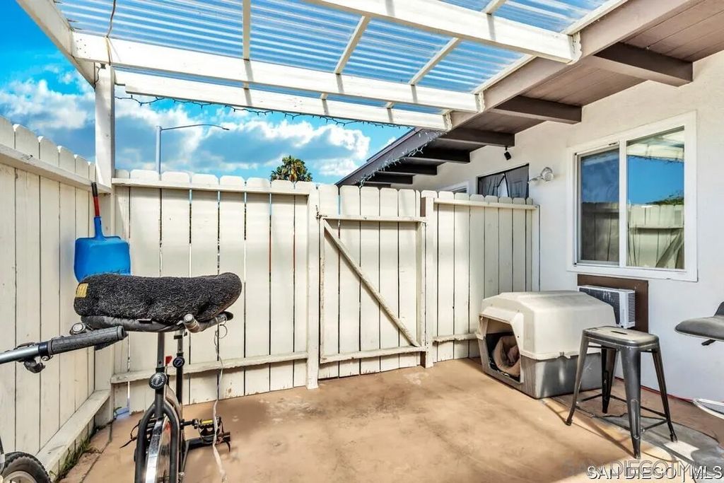 Photo of 157-59 Natal Way, Vista, CA 92083 (MLS # 250043854)