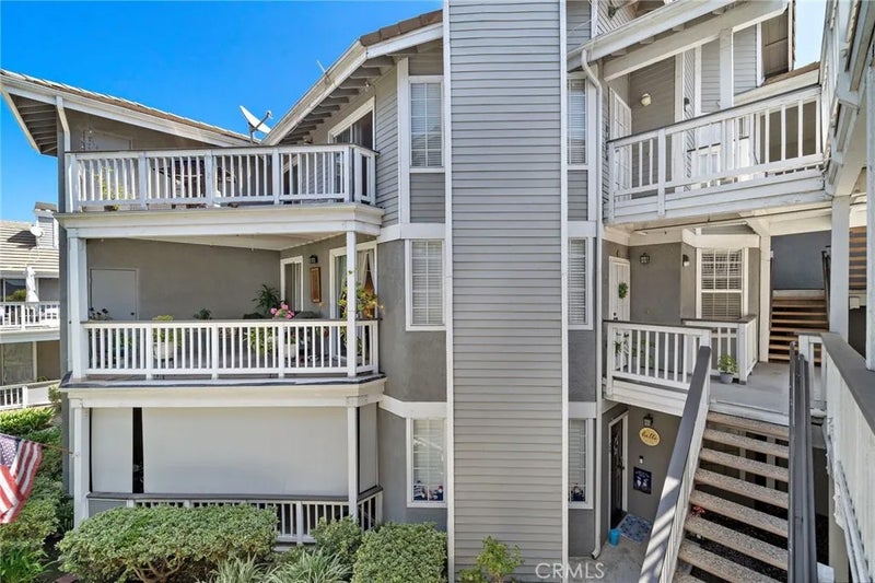 10361 Garden Grove Boulevard 25