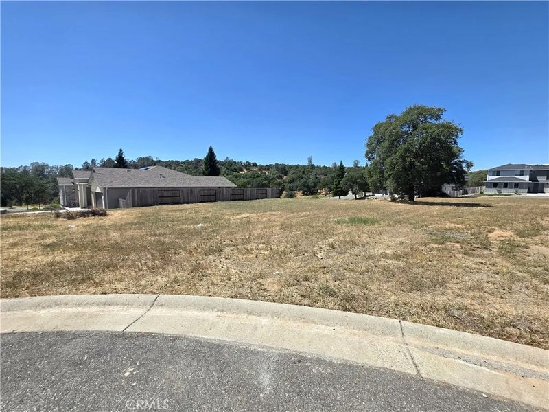 3 Stepping Stone Ct