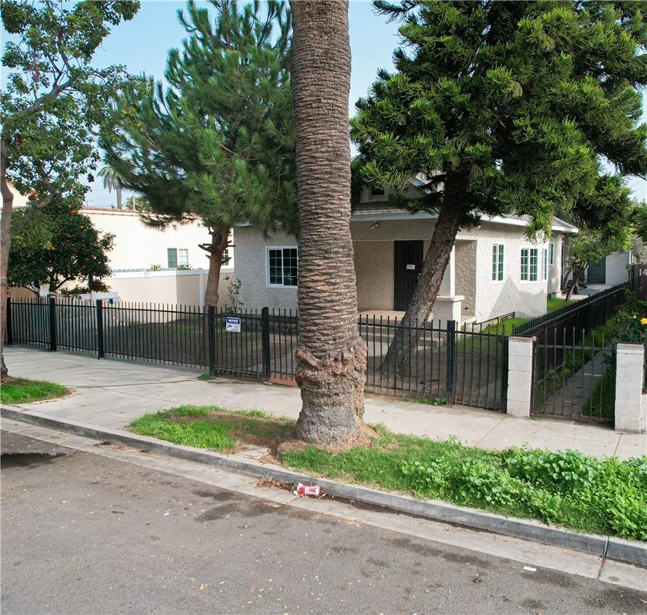 1450 Peterson