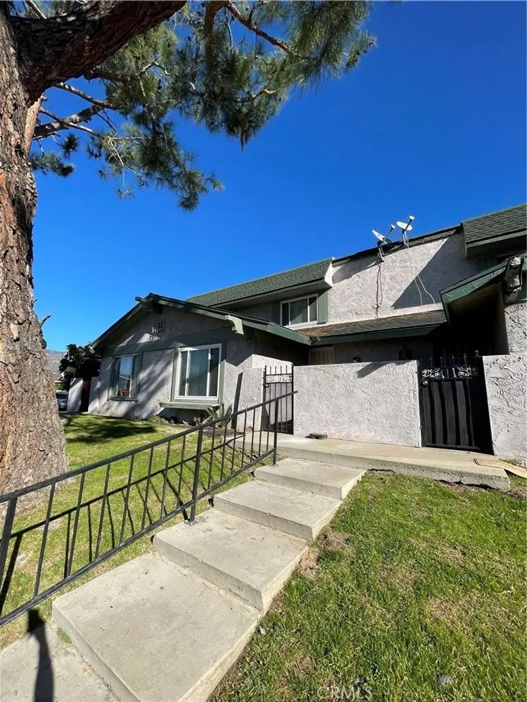 Photo of 3600 Mountain Ave, San Bernardino, CA 92404 (MLS # CV25272545)