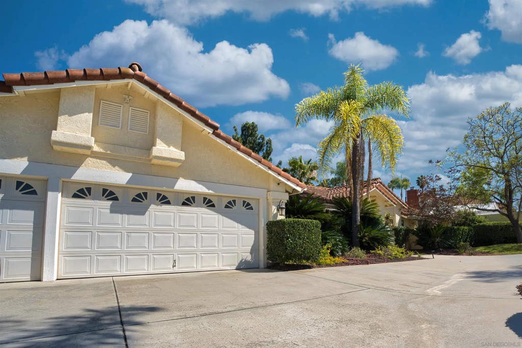 Photo of 2232 Eucalyptus AVE, Escondido, CA 92029 (MLS # 260012144)