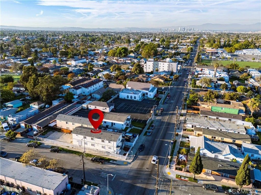 Photo of 10929 Compton Avenue, Los Angeles, CA 90059 (MLS # PW26046544)