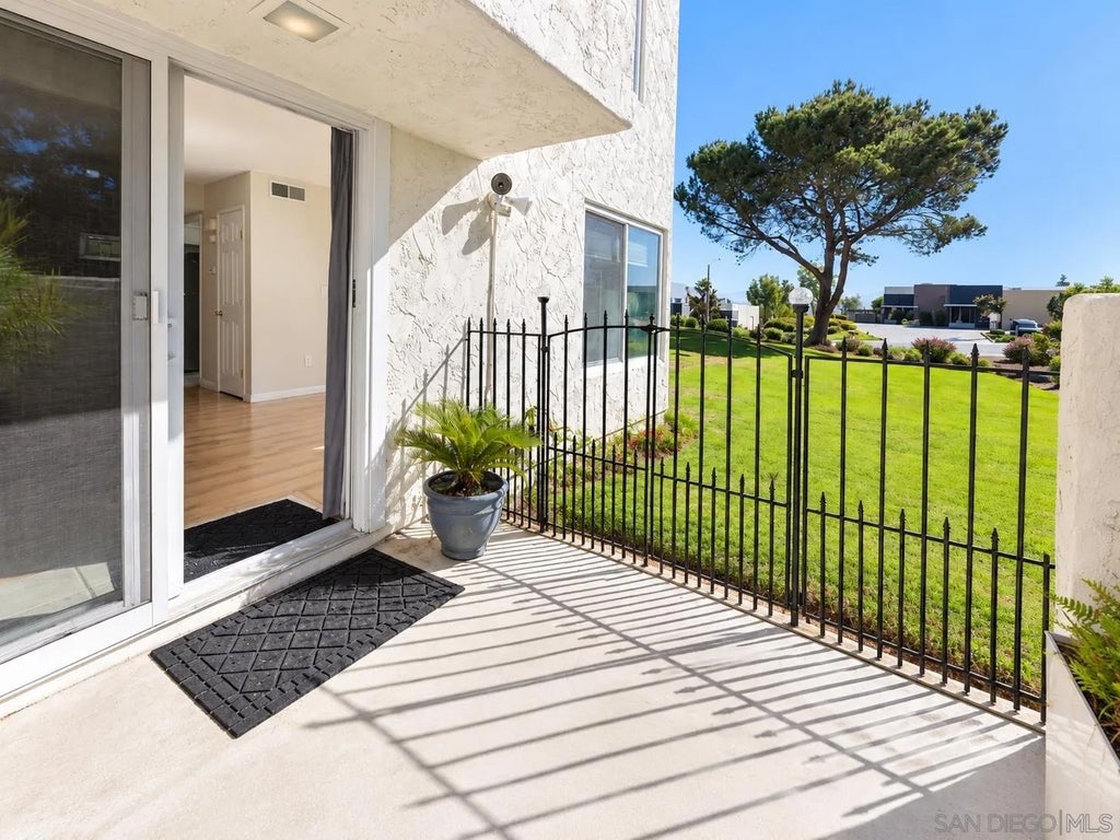 Photo of 1311 Hawk LN, El Cajon, CA 92020 (MLS # 260024251)