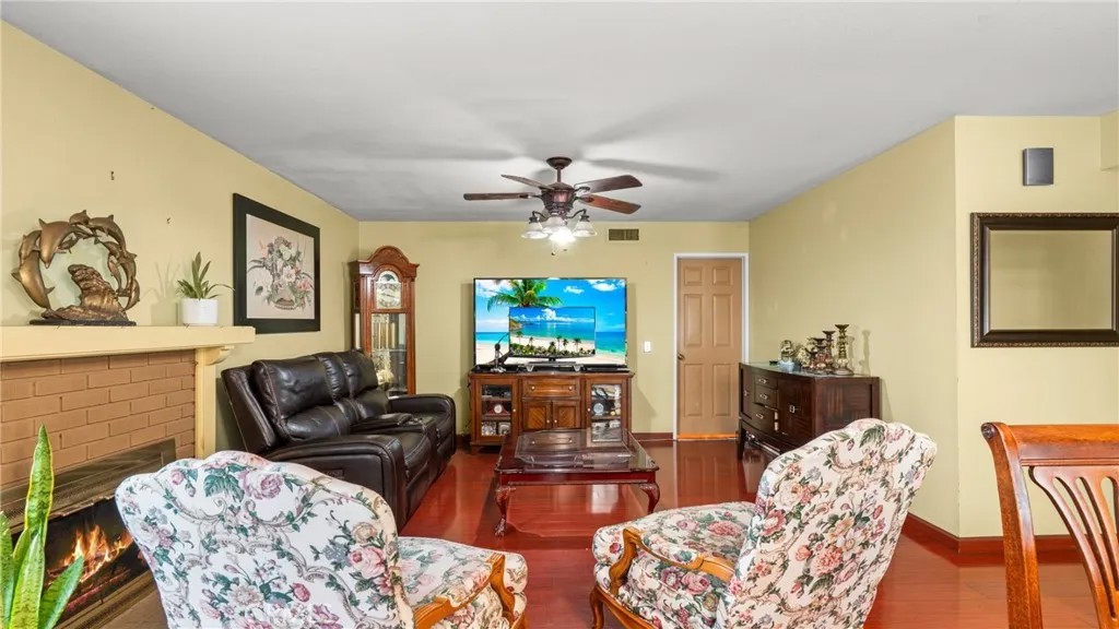 10131 Freeport