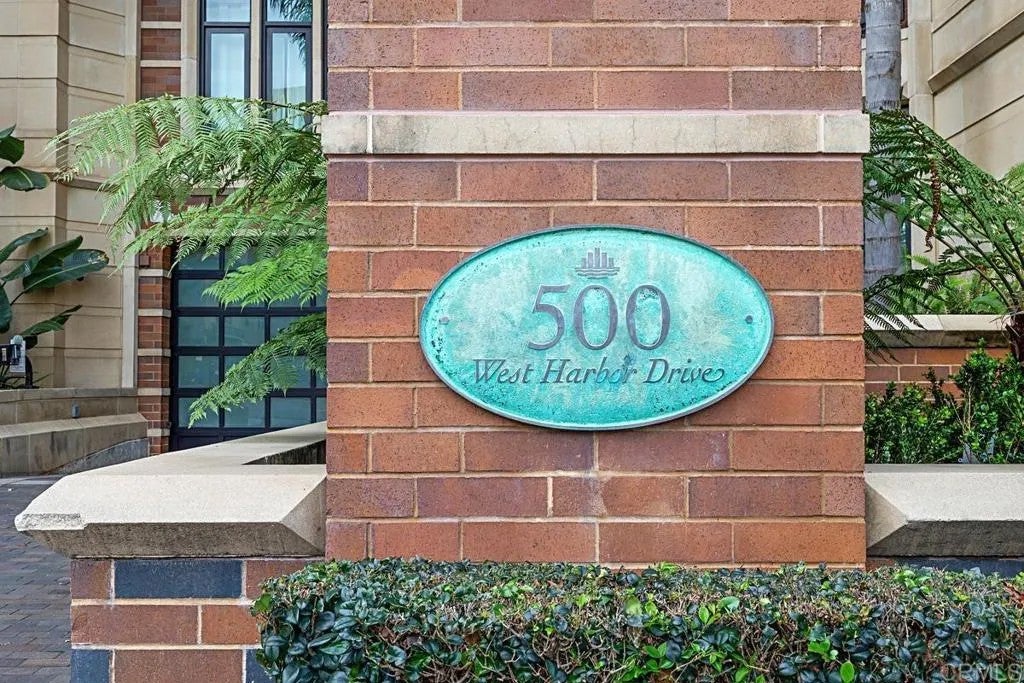 500 W Harbor Drive 716