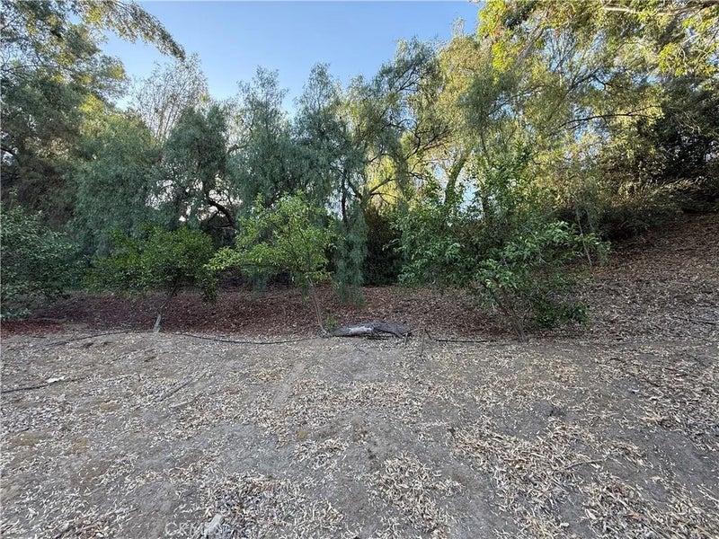 2240 Valle