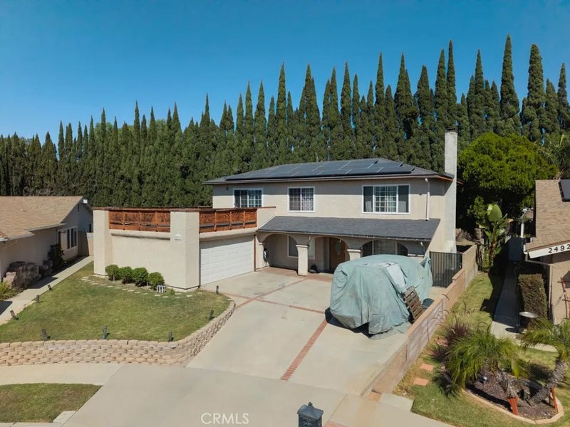 2491 Castlemont Court North