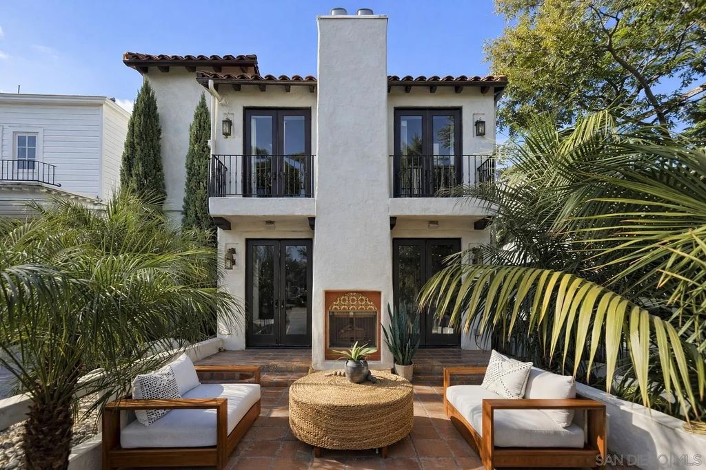 Photo of 258 H Ave, Coronado, CA 92118 (MLS # 260003239)