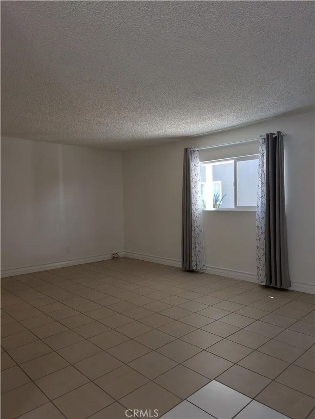 Photo of 665 W Altadena Dr #51, Altadena, CA 91001 (MLS # PF26046907)