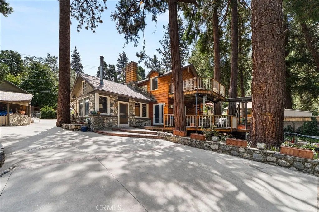 Photo of 41035 Pine Drive, Forest Falls, CA 92339 (MLS # IG26160090)