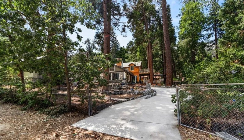 41035 Pine Drive