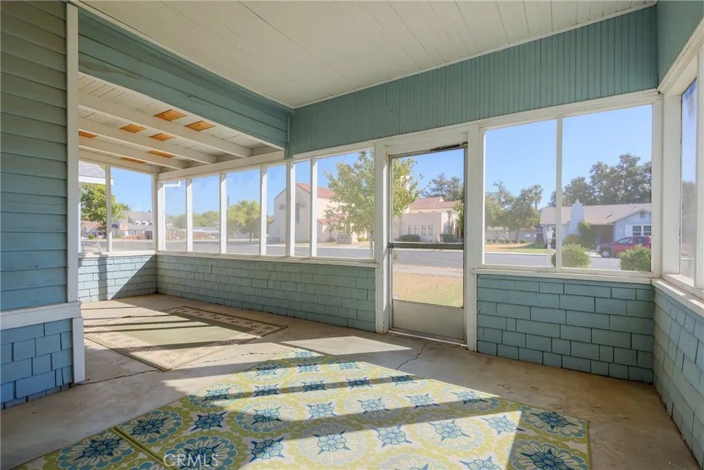 139 N Lassen