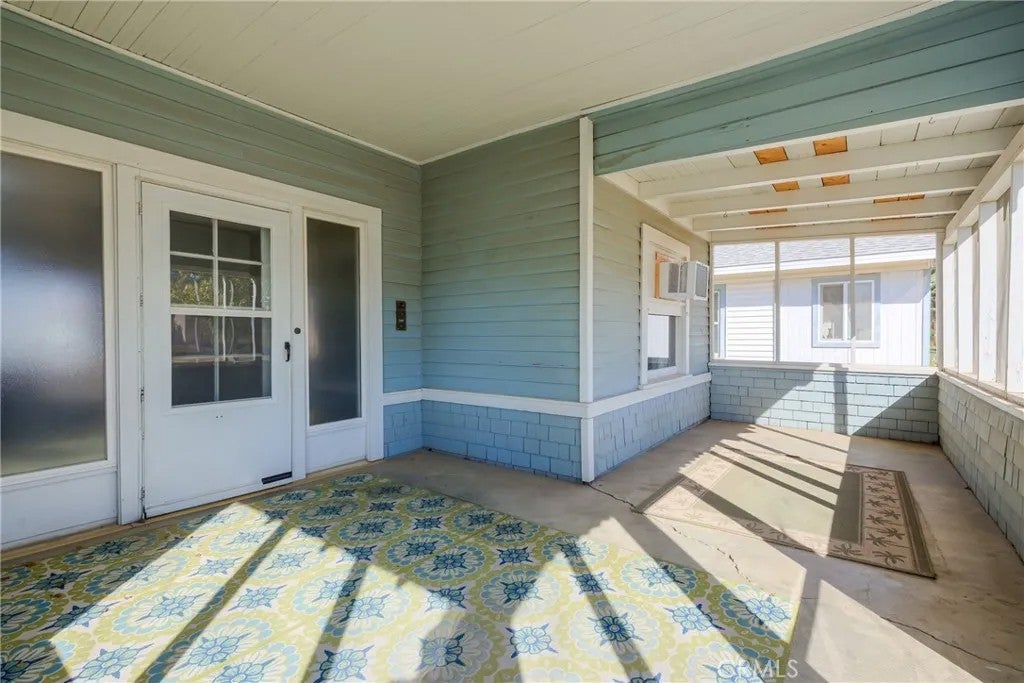 139 N Lassen