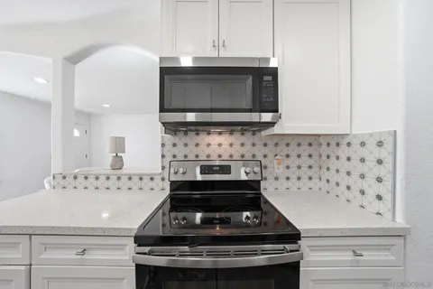 1687 Pentecost Way Unit 4, San Diego, CA 92105 - #: 250045988