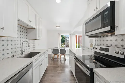 1687 Pentecost Way Unit 4, San Diego, CA 92105 - #: 250045988