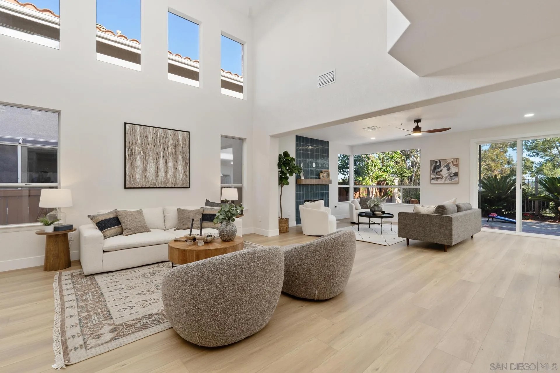 2115 Valley Rim Glen