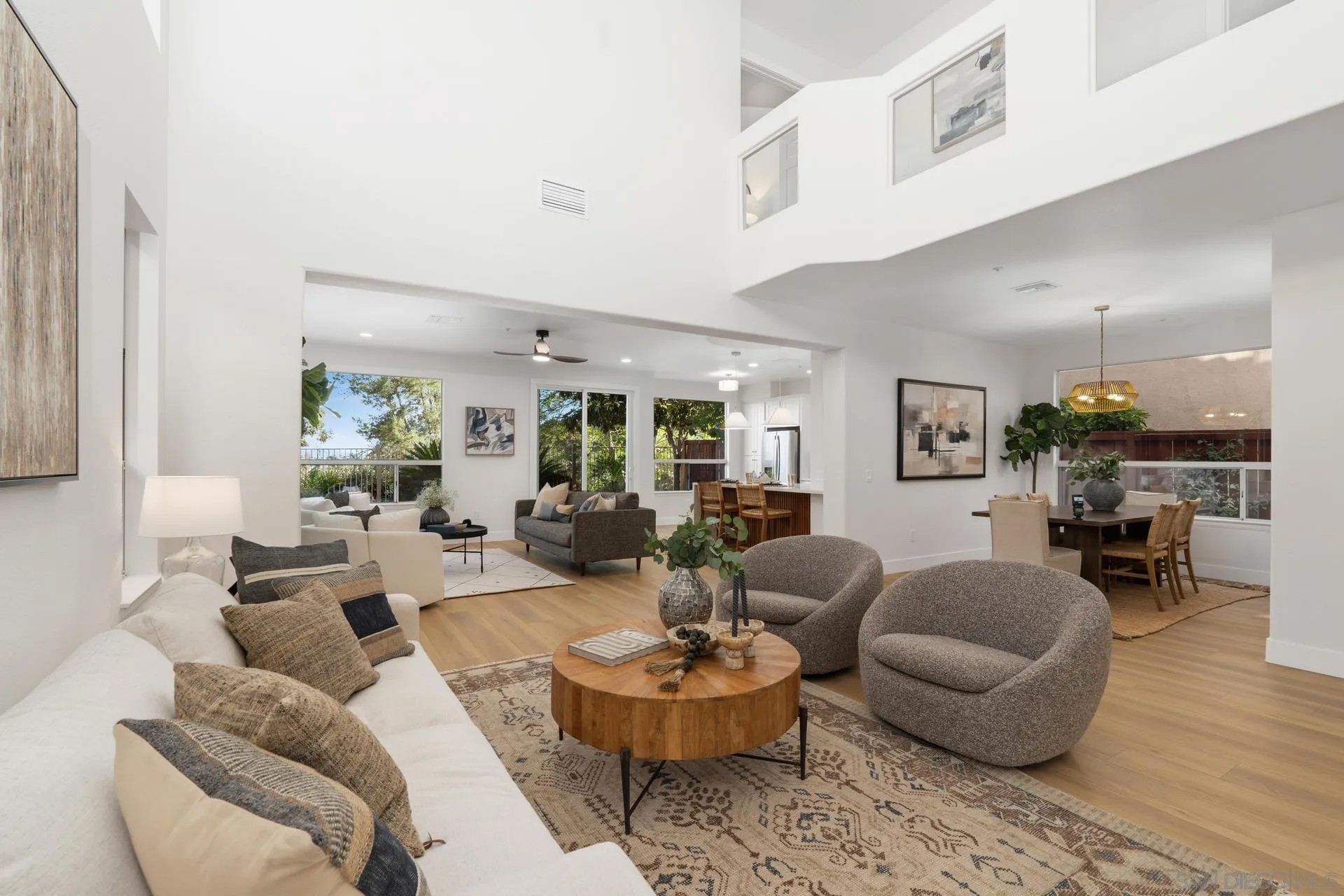 2115 Valley Rim Glen