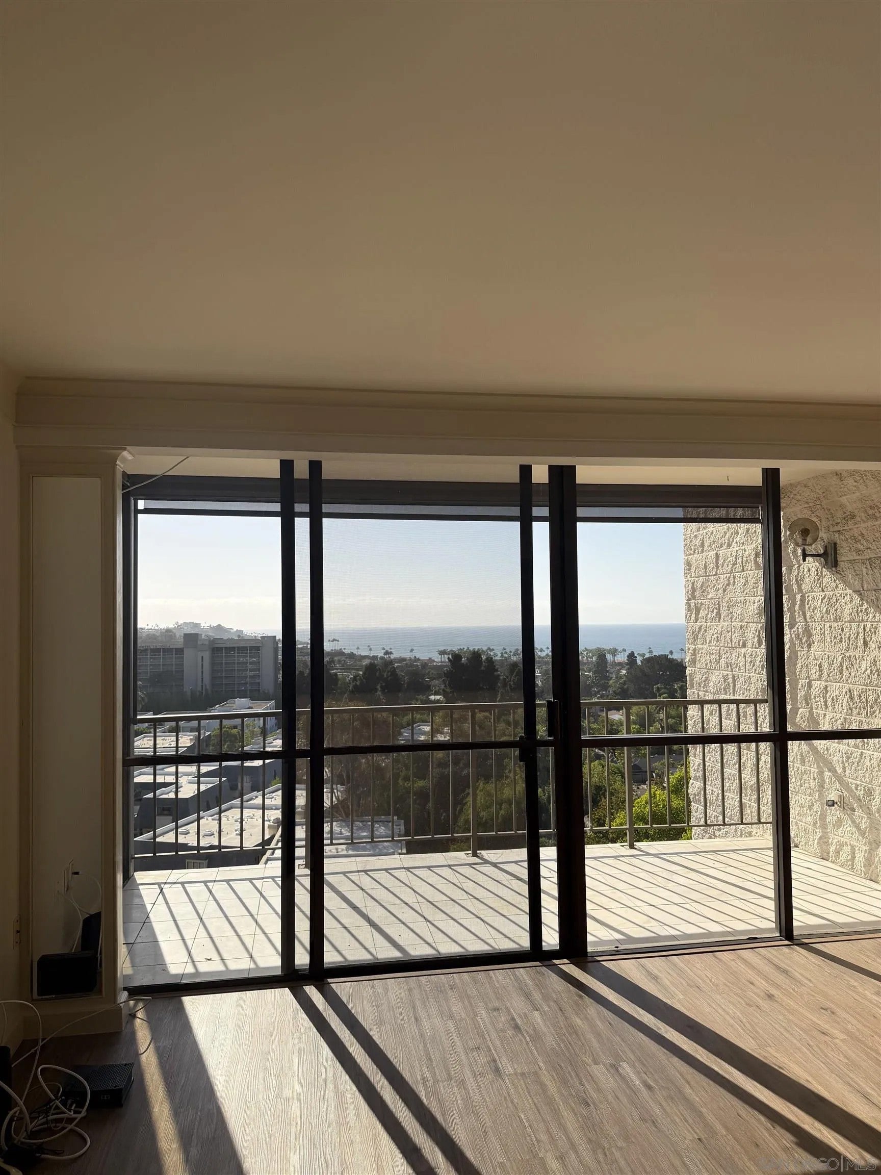 2500 Torrey Pines Rd 803